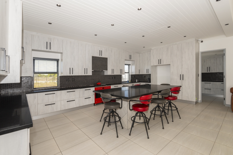 4 Bedroom Property for Sale in Long Acres Country Estate Western Cape